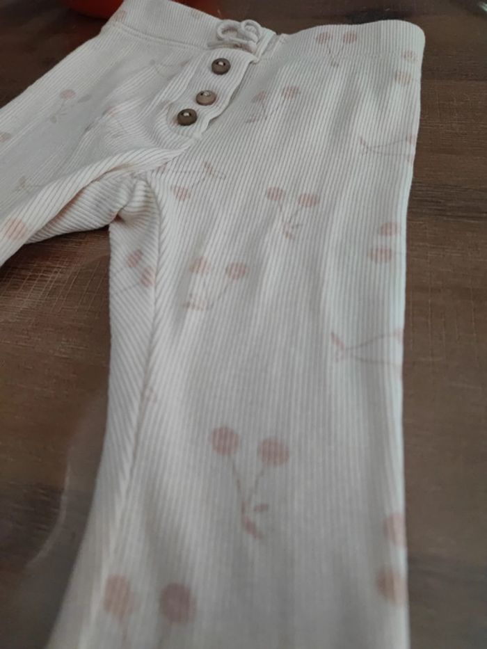 Petit legging 6 mois - photo numéro 2