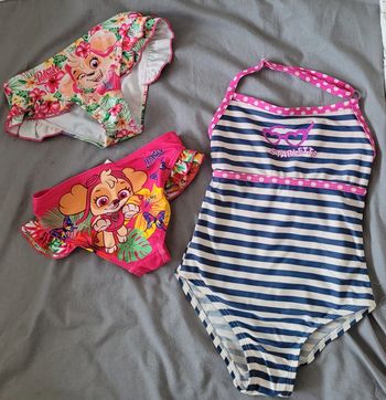 Lot 4 ans pour la plage ou piscine
