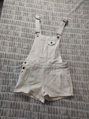 Salopette short combi short jeans blanc cassé kiabi taille S 36