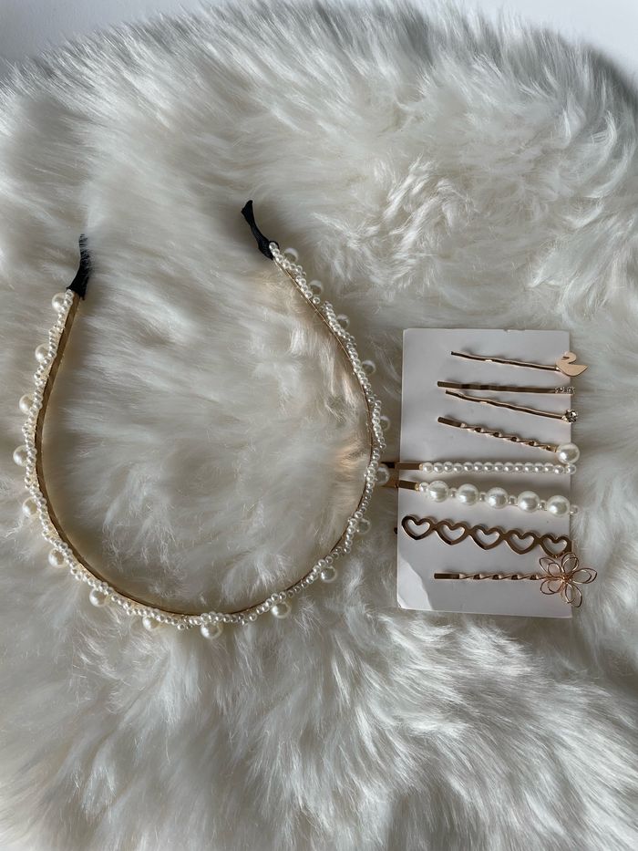 Serre tête avec perles + 8 pinces à cheveux