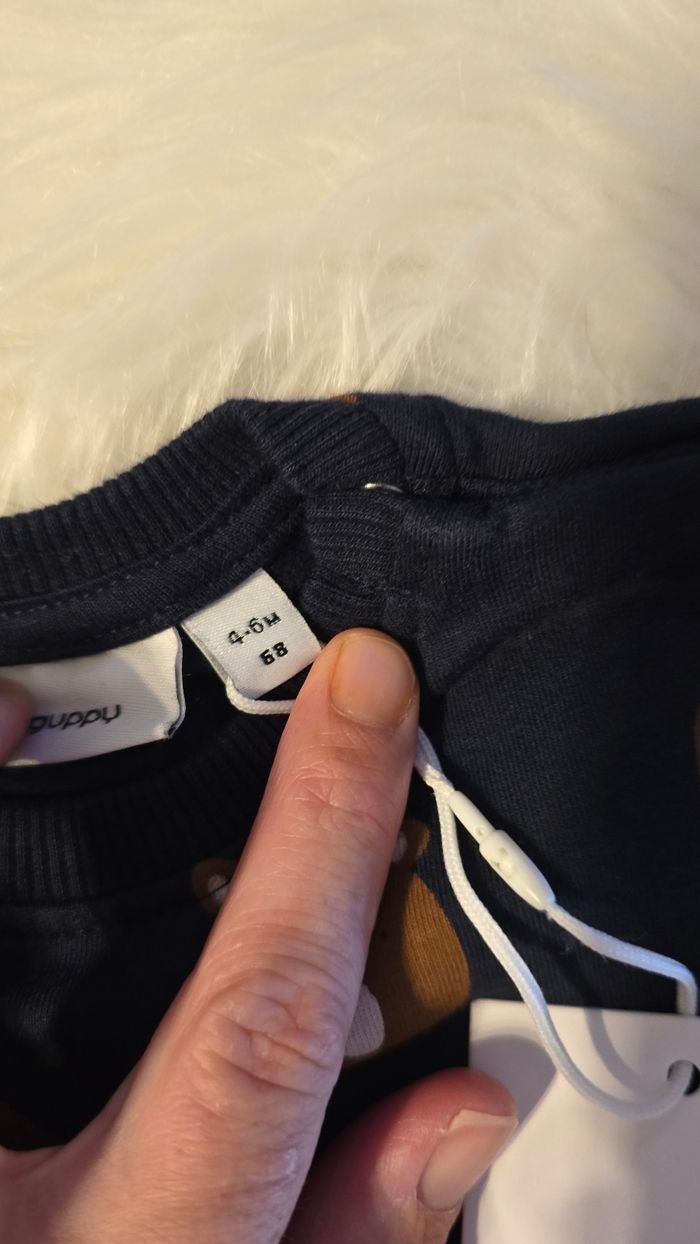 Neuf (non porté) 🏷😍💙superbe sweat 6mois garçon 💙😍 - photo numéro 3