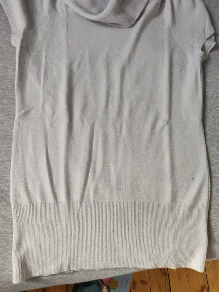 Pull manches courtes col roulé large gris pâle taille M. - photo numéro 4