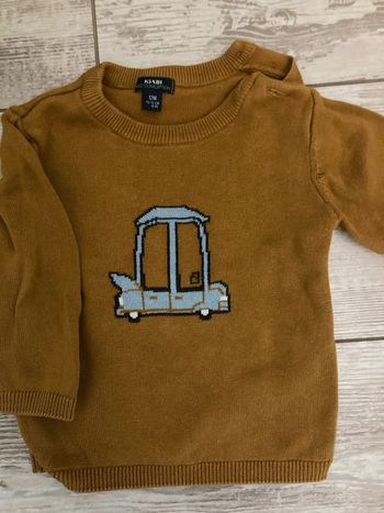 Pull garçon motif voiture