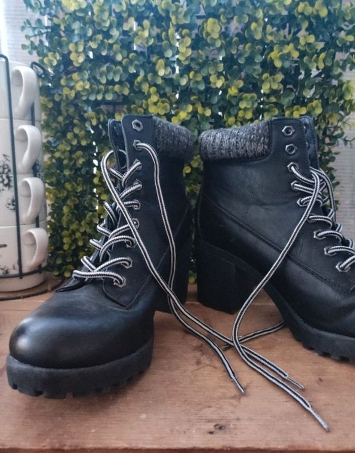 Bottines noires taille 41 - photo numéro 2