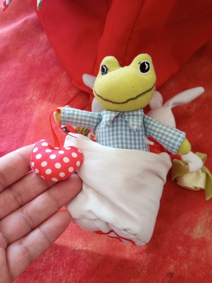 Montgolfière Ikea avec lapin , âne et grenouille - photo numéro 3