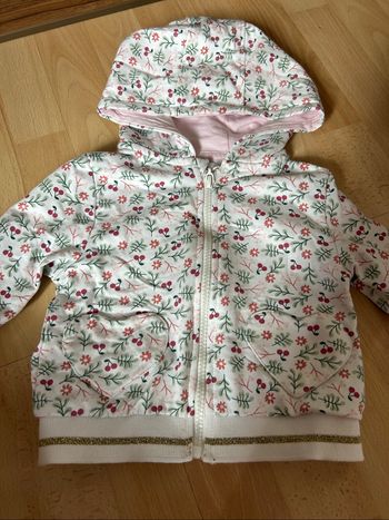 Gillet à capuche bébé fille