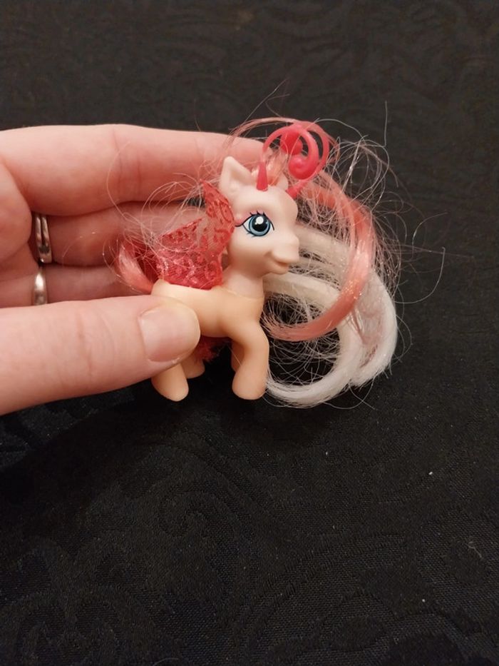 Poney papillons - photo numéro 7