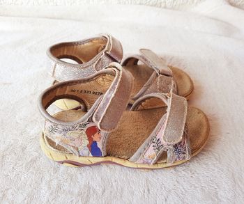 Sandale en cuir Reine des Neiges P26