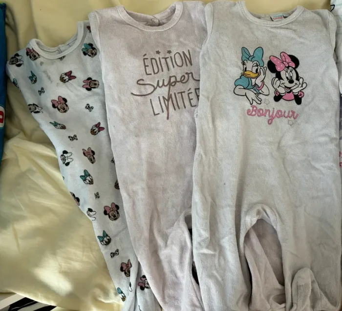 Lot 3 pyjamas
