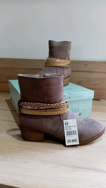 Bottine neuve marron