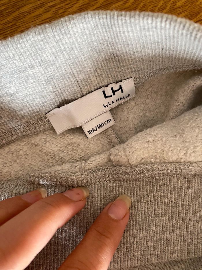 Jogging taille 10 ans - photo numéro 2