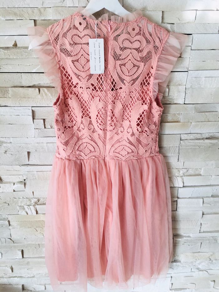 Robe neuve rose - photo numéro 2