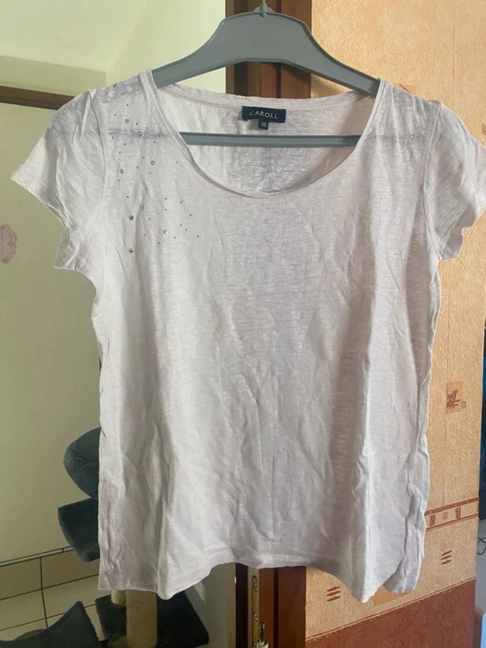 TEE shirt femme marque Caroll très bon etat