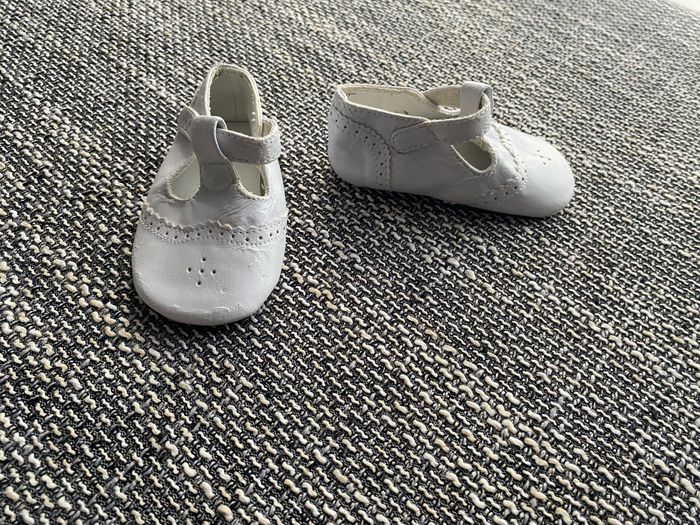 Ballerines blanche taille 18