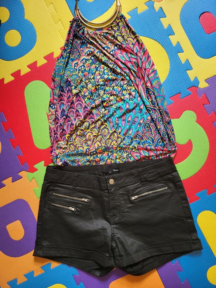 Ensemble short noir et haut dos nus