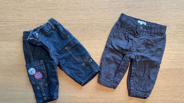 Lit 2 pantalons 3 mois