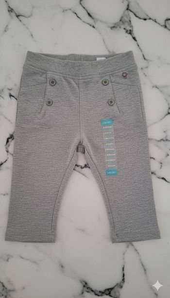 Jogging gris neuf avec étiquettes ( okaidi 6 mois)