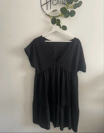 🌸Robe noir manches courtes made in italy taille 38🌸