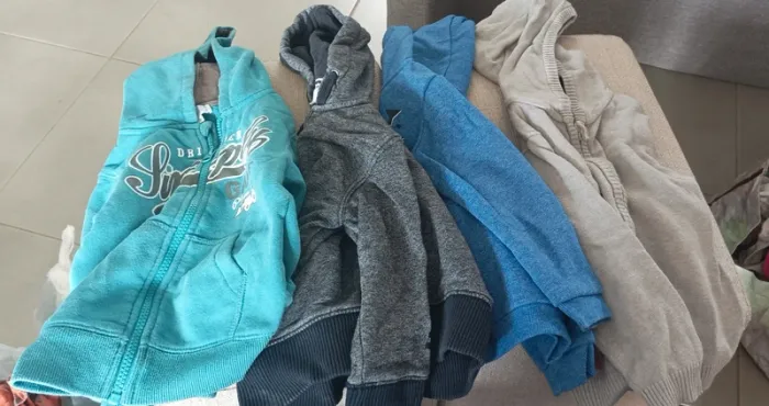Sweats à capuche 24 mois