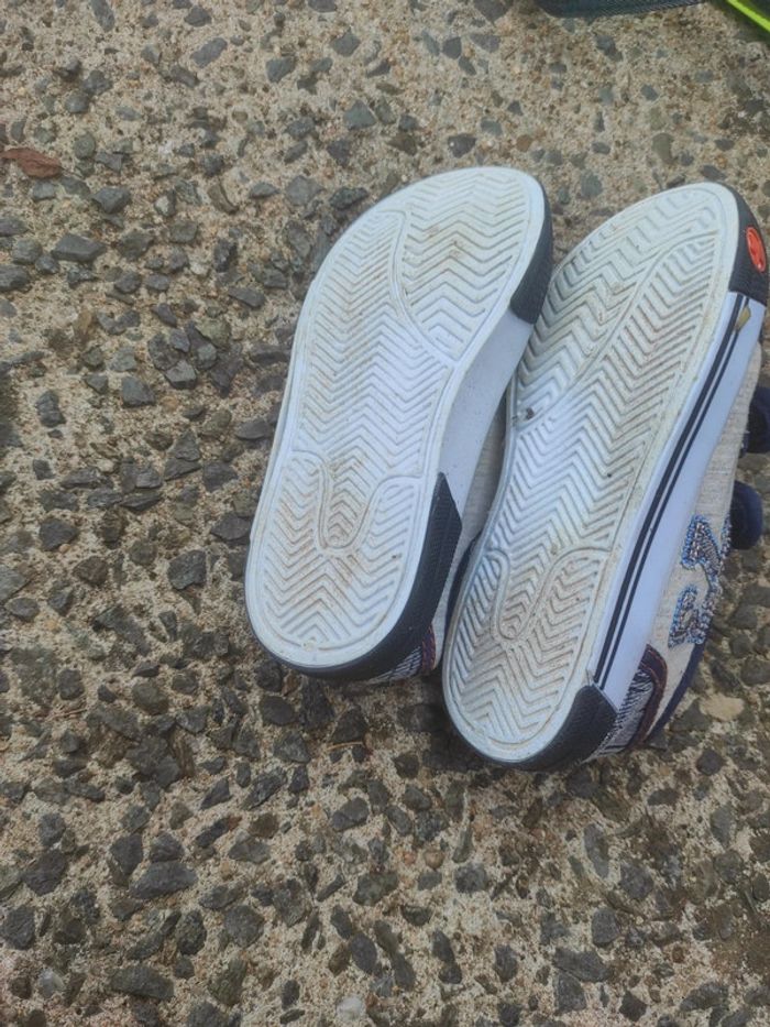 Chaussures toile t 27 - photo numéro 2