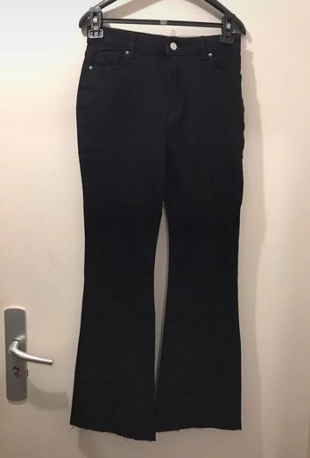 Jeans femme évasés noir pâtes d’éléphant taille M