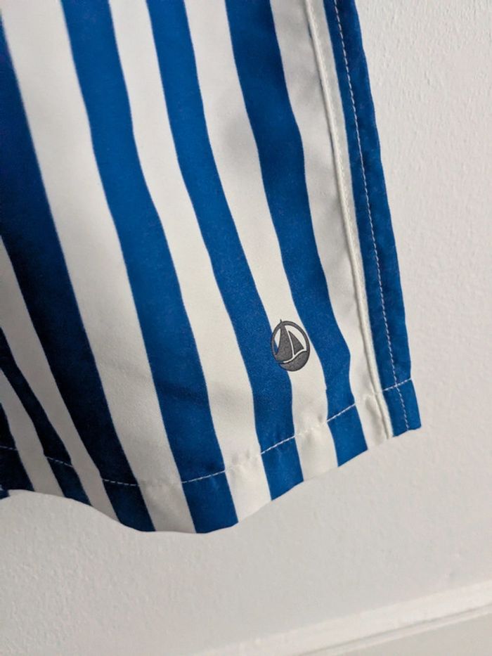 Short de bain rayé bleu et blanc 12 ans - photo numéro 2