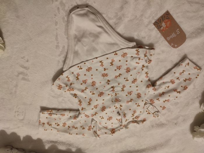 Ensemble bébé 3 mois - photo numéro 4