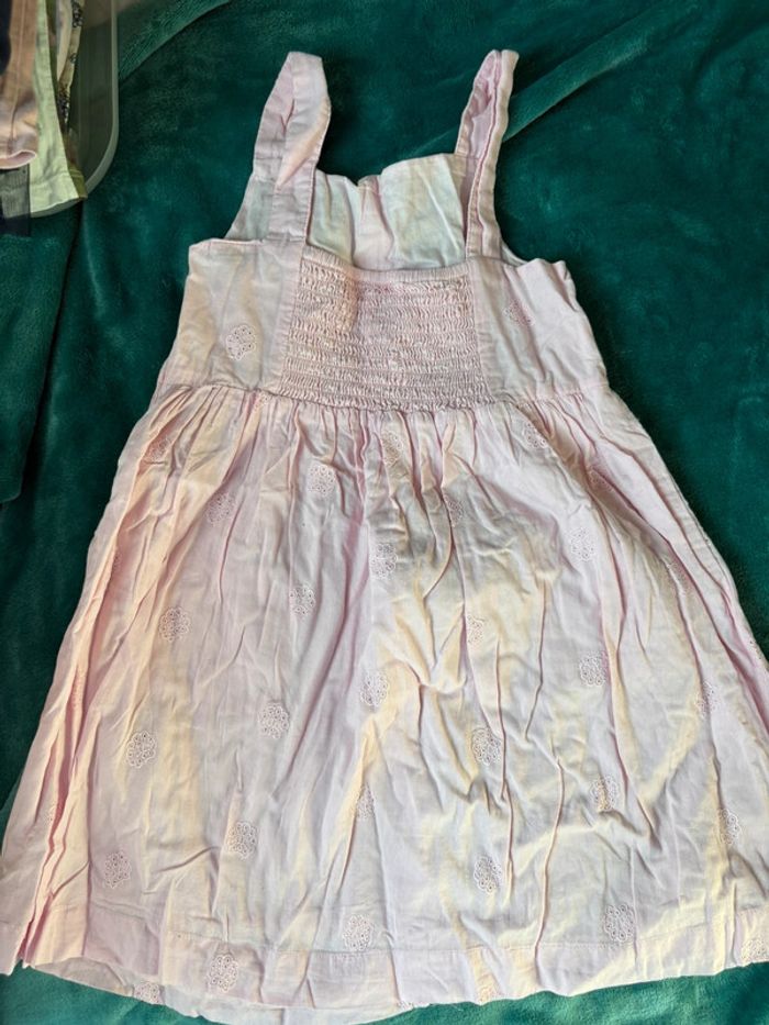 Robe rose pale 6 ans - photo numéro 6