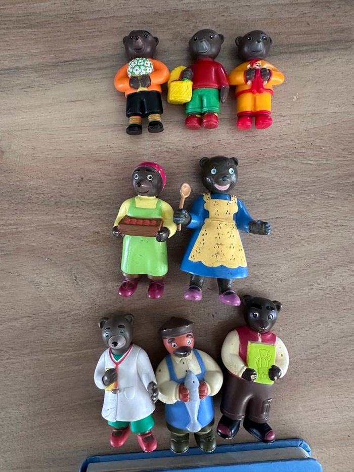 Livre sonore petit ours brun la météo et 8 personnages de la famille de petit ours brun - photo numéro 2