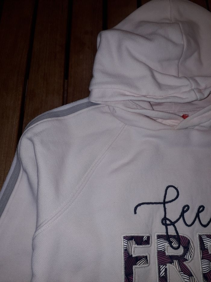 sweat à capuches T 6 ans - photo numéro 2