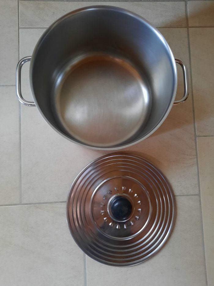 Cocotte / faitout/ marmite - photo numéro 3