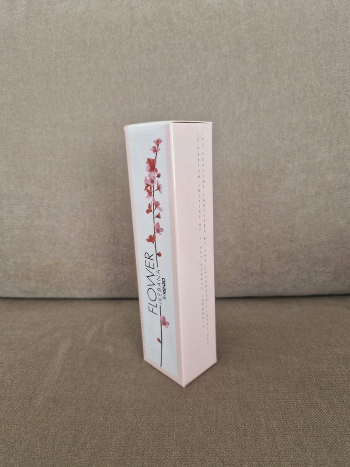 Parfum Ikebana, Kenzo - photo numéro 3