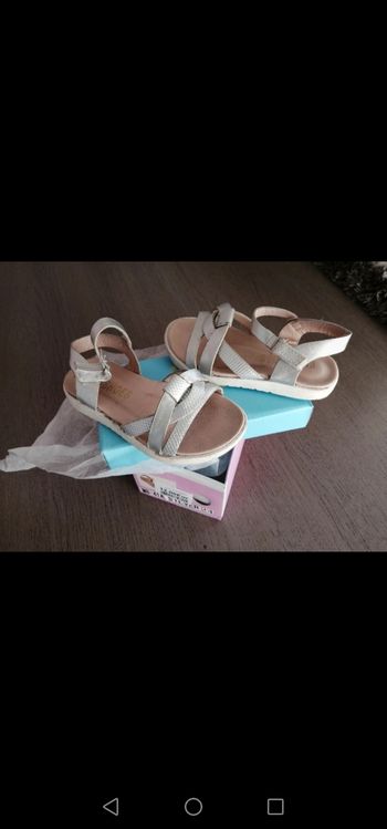 Sandales argentés 24
