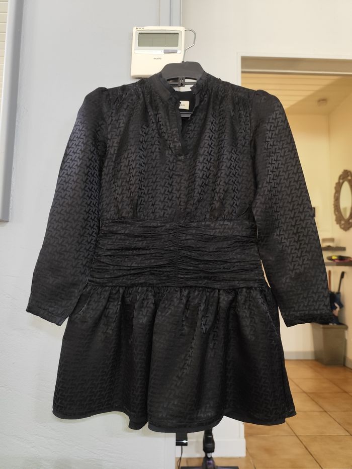 Robe neuve Zadig & voltaire taille 10 ans noire motif satiné automne hiver - photo numéro 2