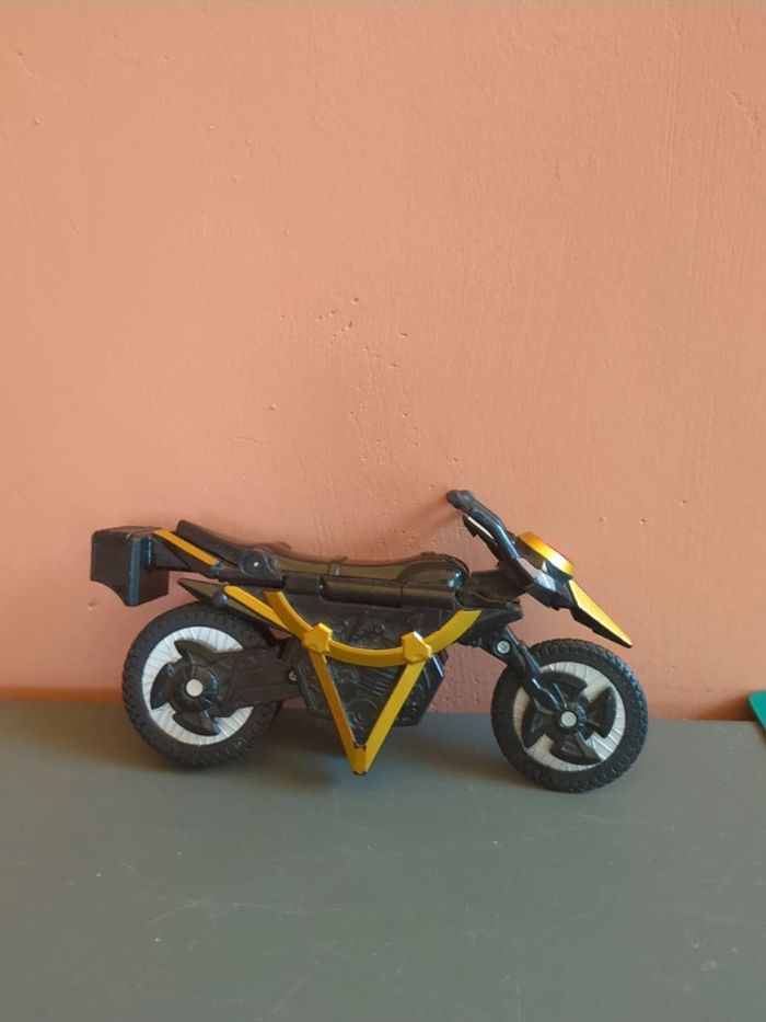 moto power rangers 2016 bandai - photo numéro 2