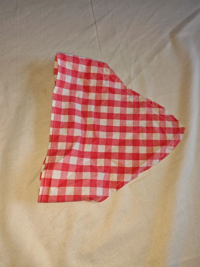 Foulard à cheveux 12 mois à carreaux rouges et blancs