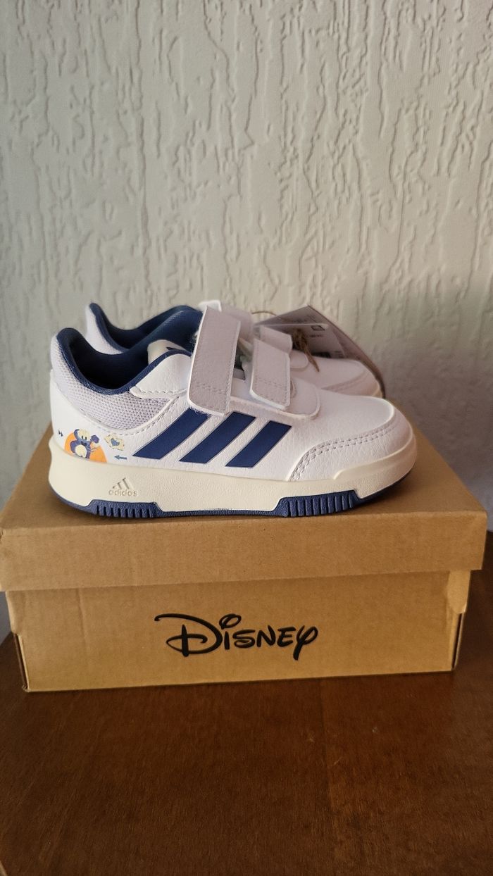 Baskets bébé Adidas Mickey