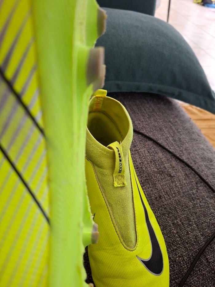 Chaussure de foot - photo numéro 3