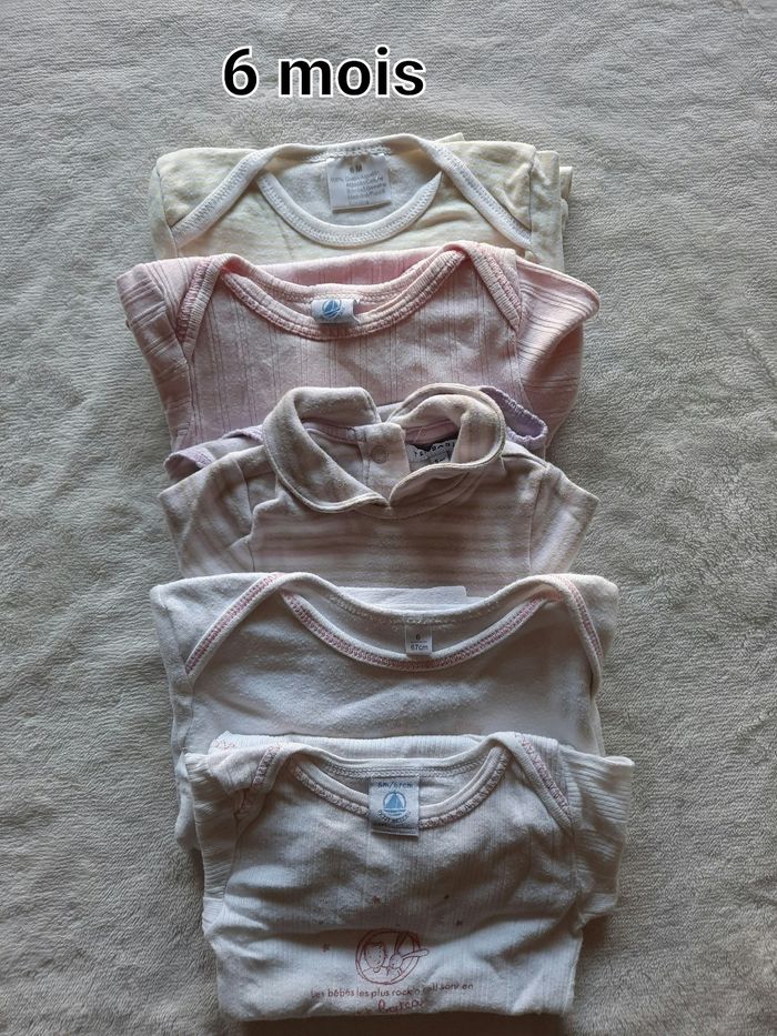 Lots body fille 6 mois