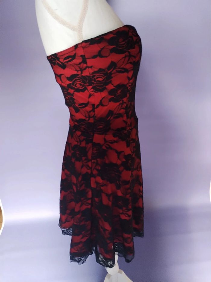 Robe rouge et noir bustier femme - photo numéro 4