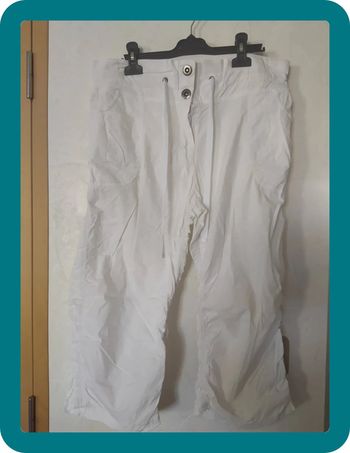 Pantacourt blanc léger souple