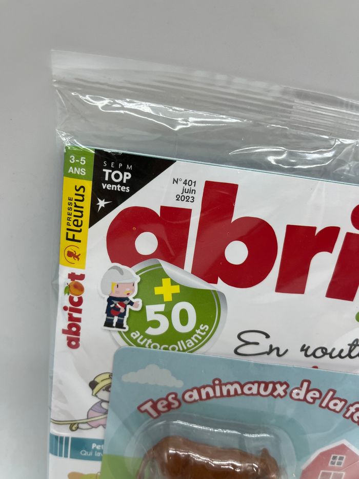 Livre d’activité magazines  Abricot avec ses animaux de la ferme Neuf - photo numéro 3