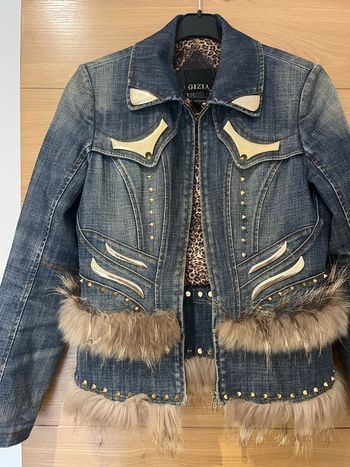 Veste Gizia