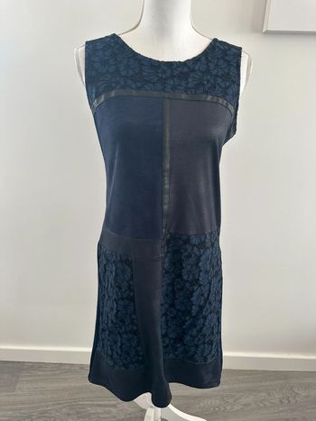 Robe en dentelle et simili cuir noir et bleu marine Cassis T38