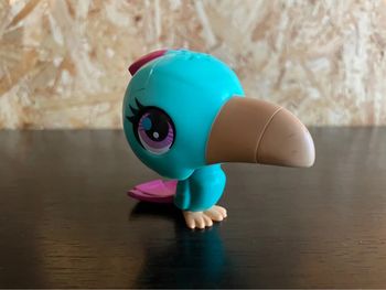 Idée cadeau 🎁 1 figurine Petshop LPS musical