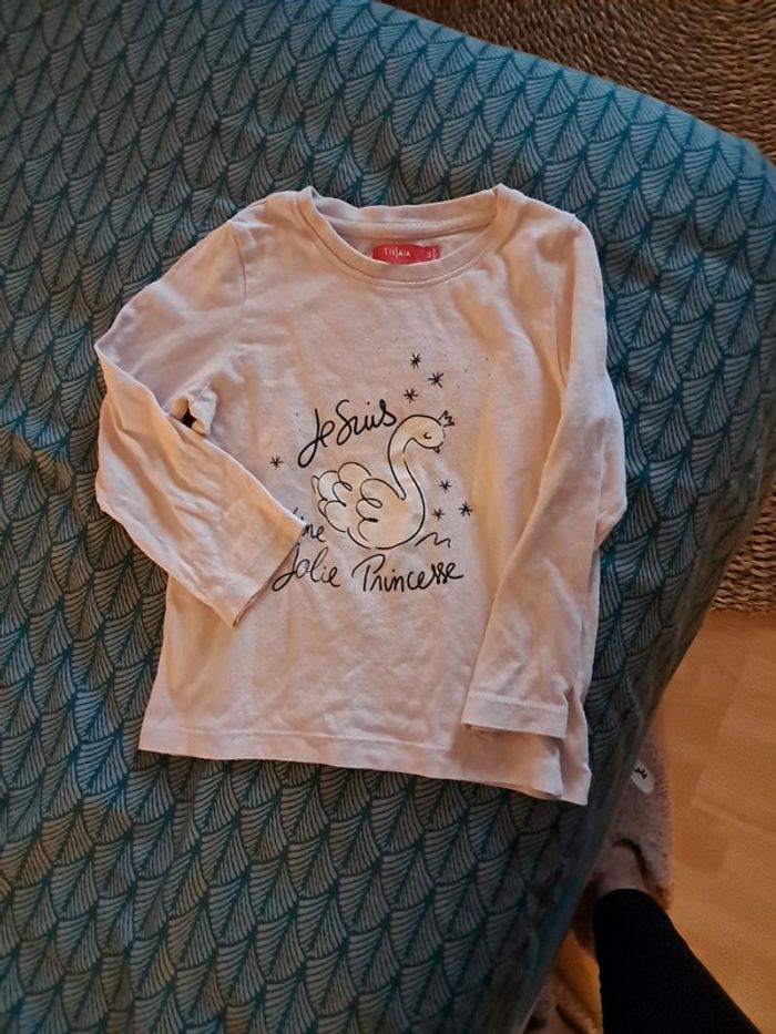 T-shirt à manches longues de la marque tissaia