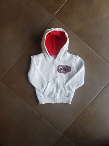 Gilet zippé à capuche 4 ans