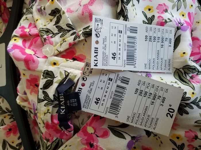 Robe imprimé floral taille 46 neuve - photo numéro 5