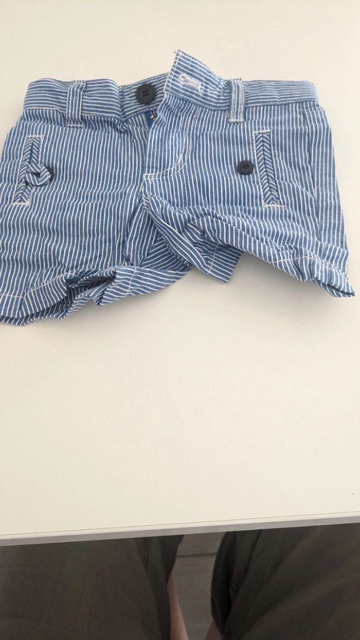 Lot short 6 mois - photo numéro 2