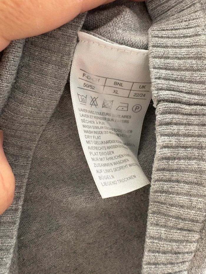 Pull gris - photo numéro 3